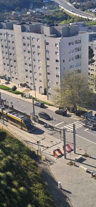 T2 á porta do metro