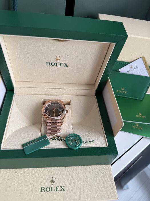 Rolex Day-Date (розовое золото).