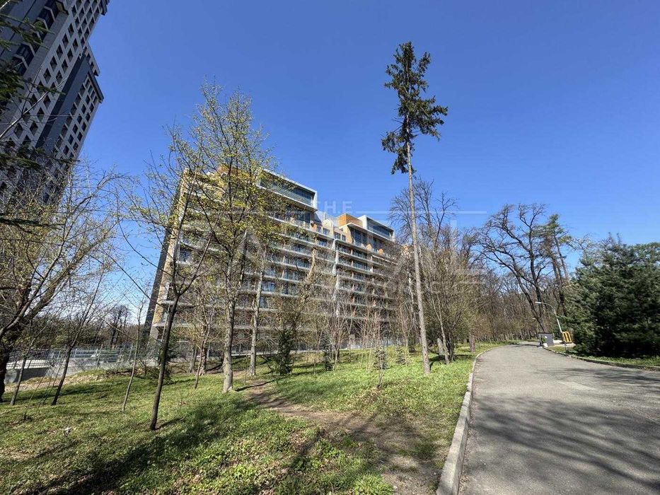 Продаж / Квартири / Берестейский/ КПІ/ Київ / ЖК Crystal Park/ Терасса
