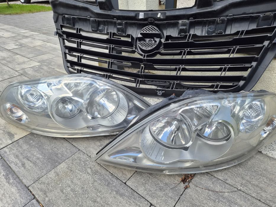 Atrapa reflektory przód Opel Movano B rok 2017