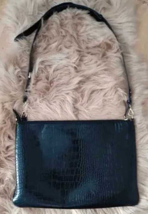 Czarna torebka Ideal of Sweden