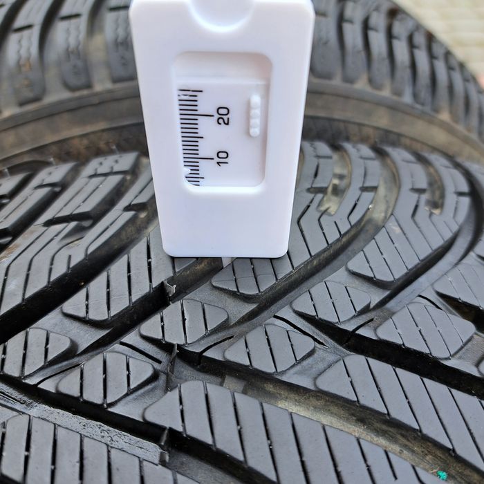 Opony zimowe Kleber Krisalp HP3 215/55 R17