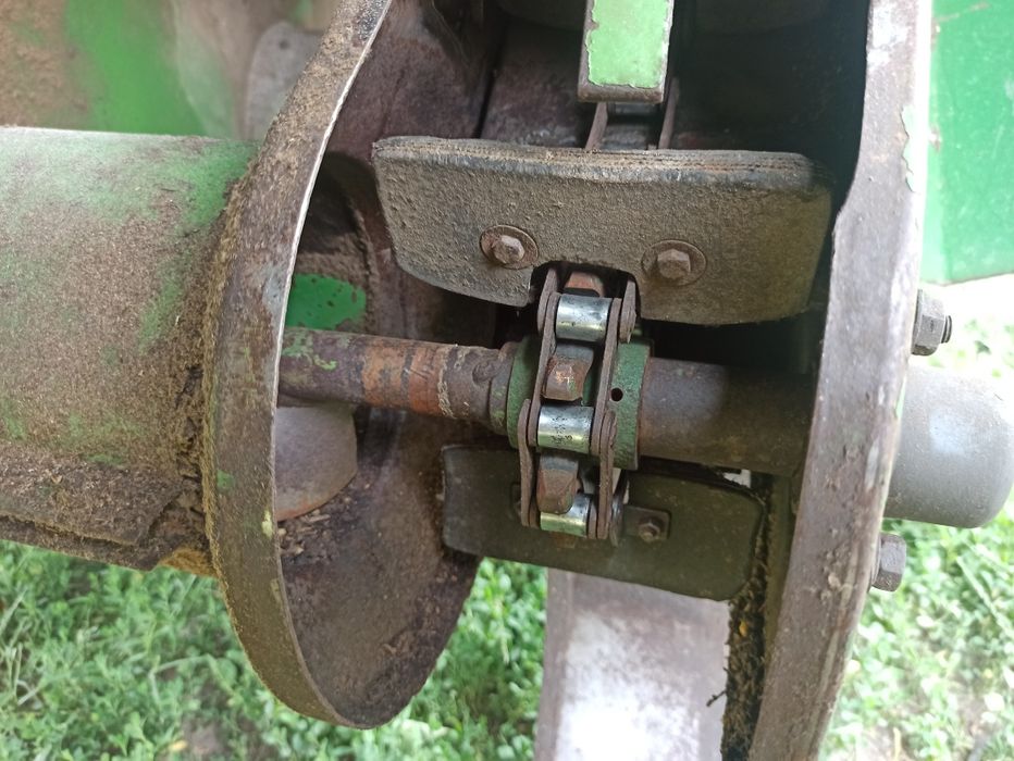 Продам John Deere 965