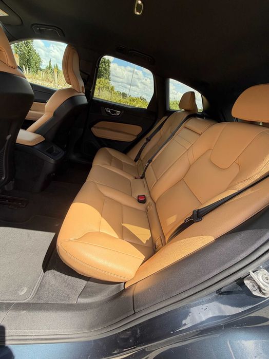 Particular Vende VOLVO XC60 D4