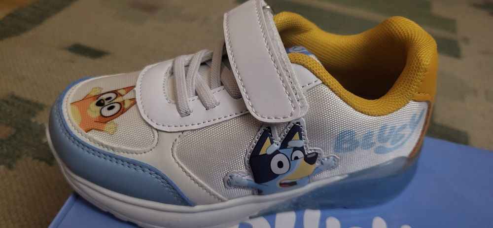 Sapatilhas bluey com luzes originais