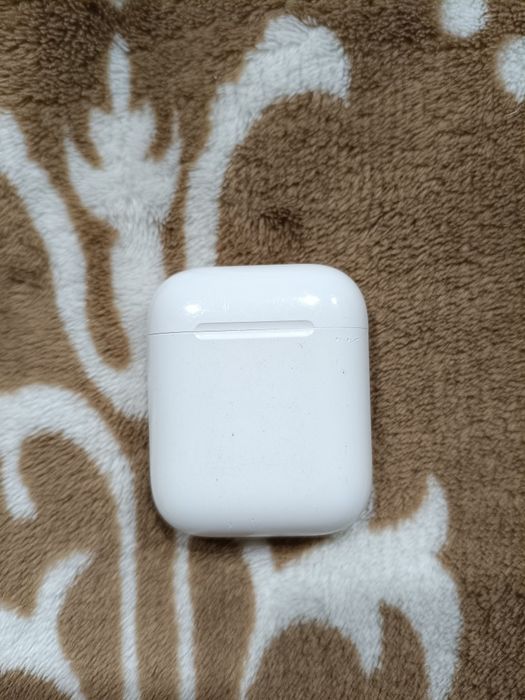 Продам Airpods 2 в хорошому стані