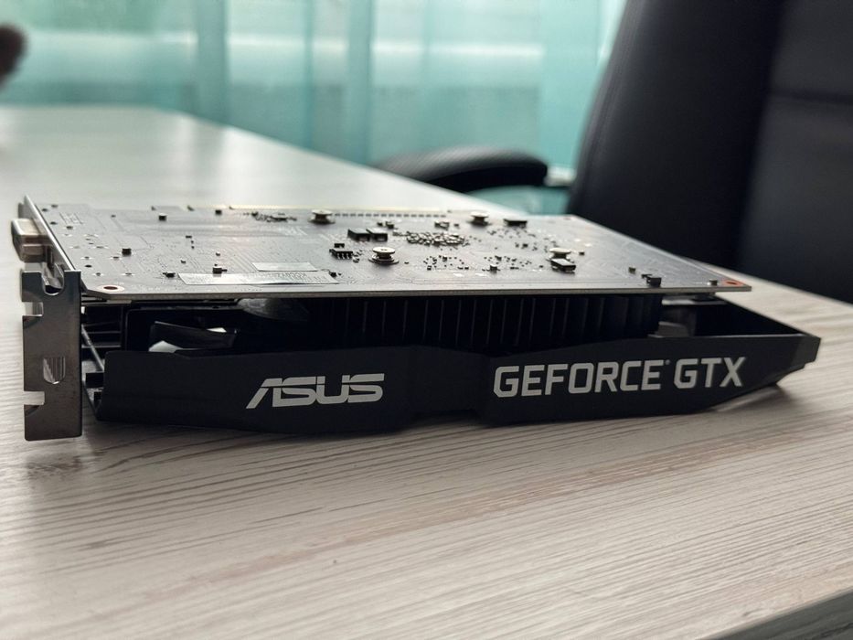 Відеокарта ASUS GeForce GTX1650 4g