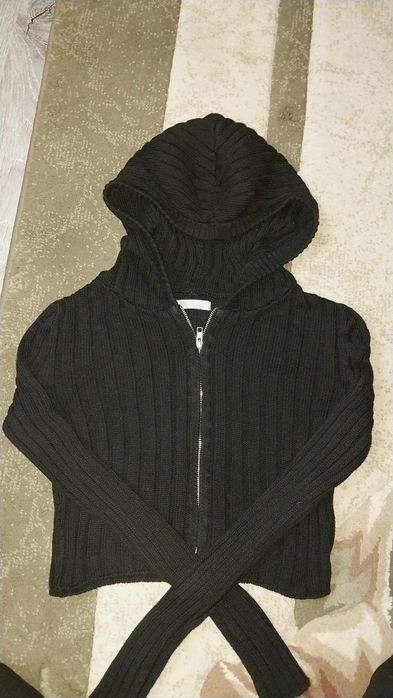 Вязана, стильна кофта