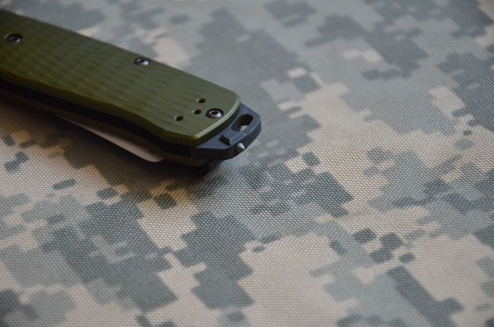 Składany nóż Benchmade 537GY-1 Bailout z klipsem