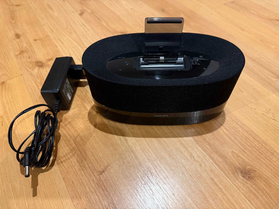 Stacja dokująca do APPLE iPhone iPad iPod głośnik Philips DS1600/12 AC