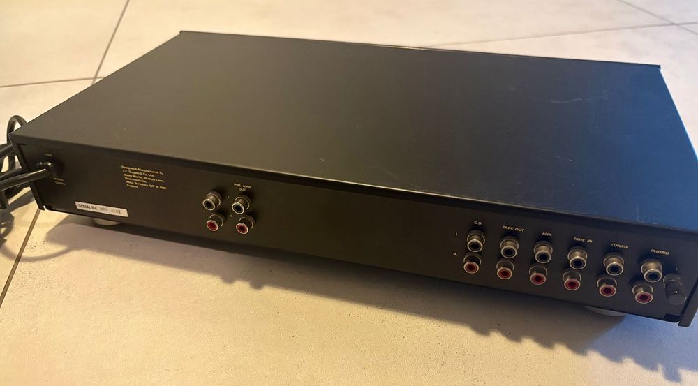 Sugden Preamp C28 lata 80. super barwa dźwięku, idealny do lampizacji.
