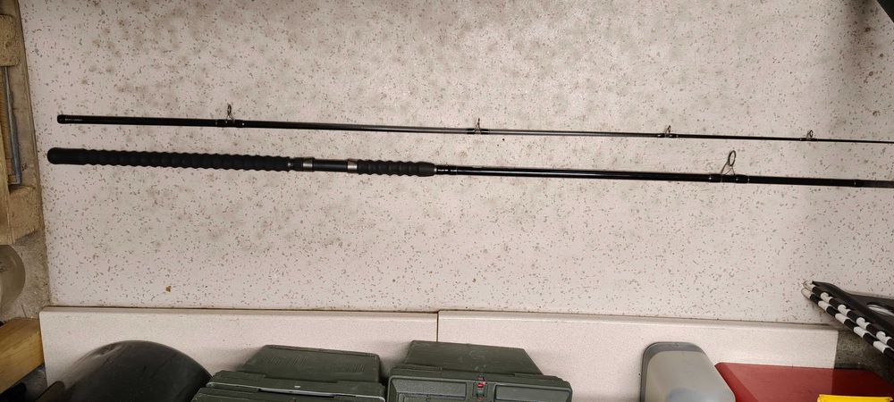 Zestaw na Suma / Karpia Ryobi Proskyer + Wędka Mikado Heavy CatFish 330