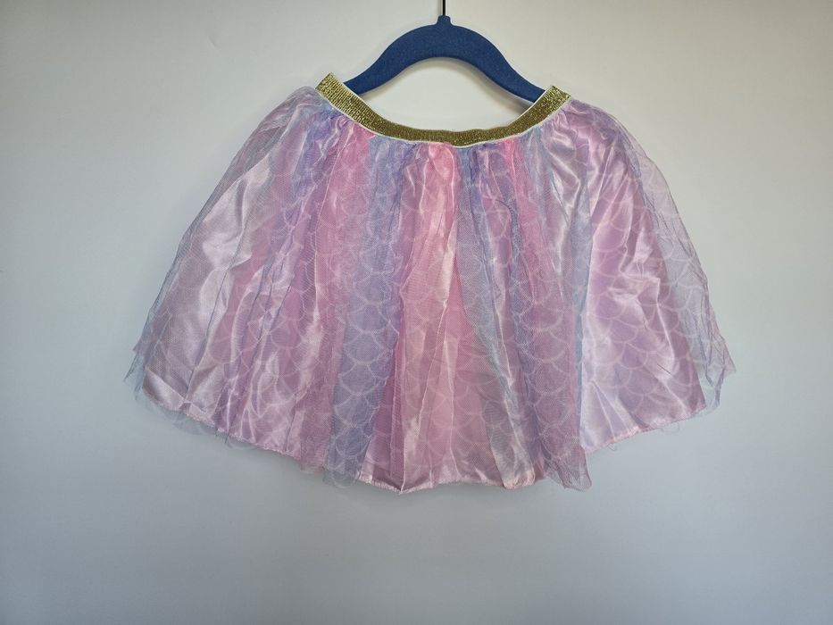 Piękna spódniczka dla dziewczynki r. 116 / 122