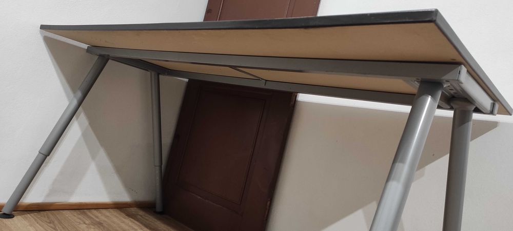 Secretária IKEA 160*80cm com pés regulaveis | secretária 80*80cm