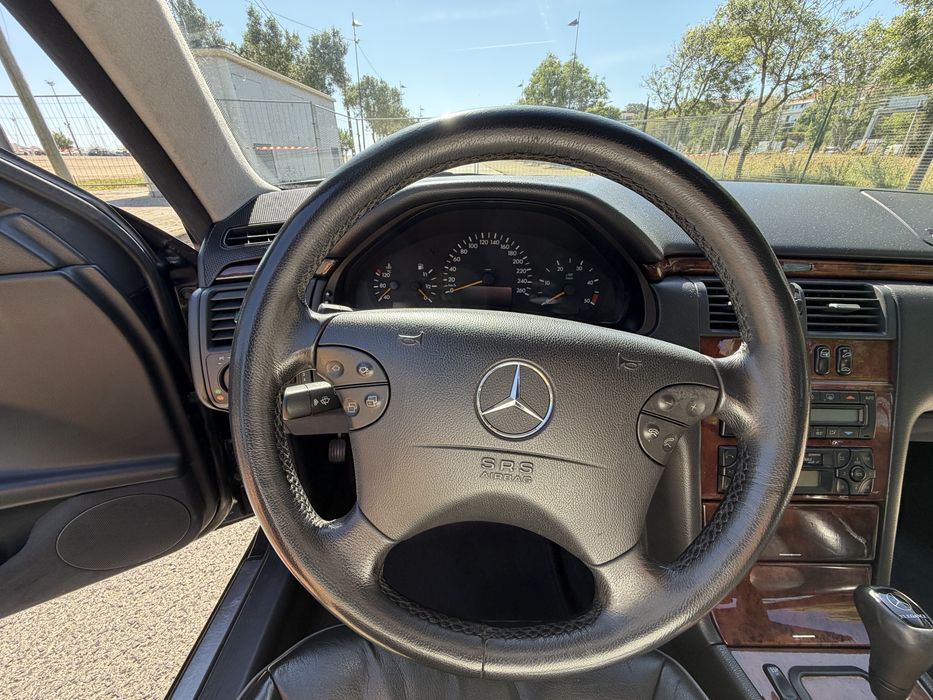 Mercedes E320 CDI  Elegance