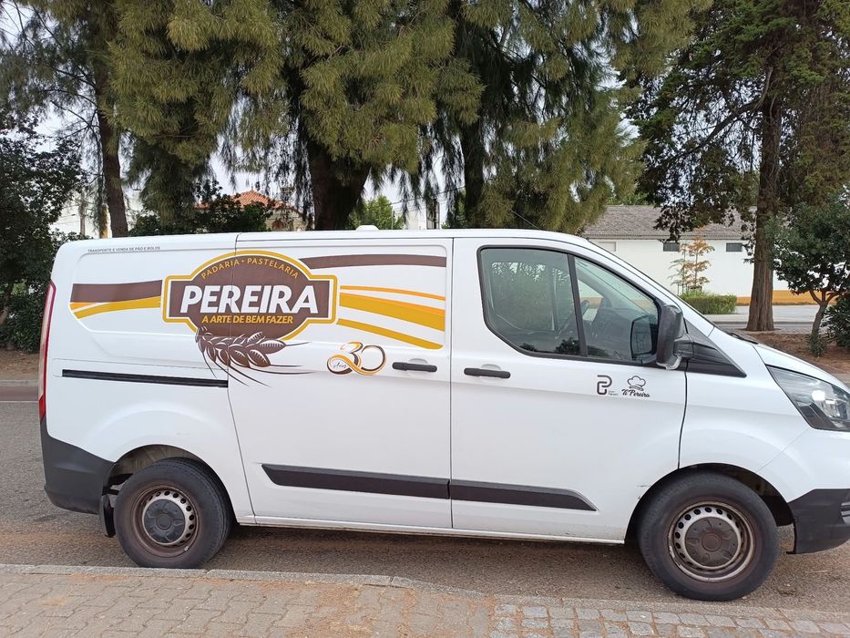 Ford transit custom fibrada