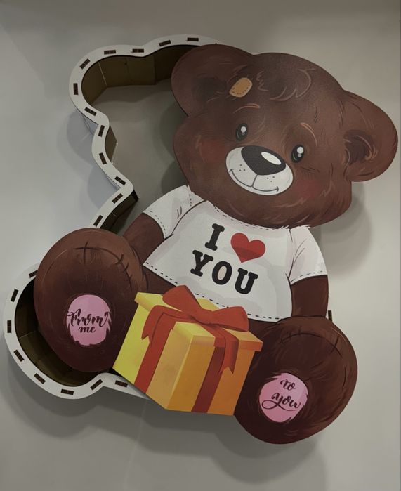 Подарункова деревʼяна коробка ведмедик «I love you”