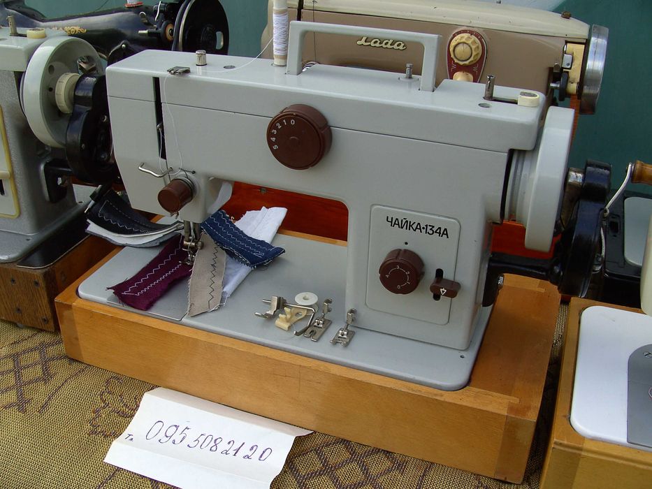 Швейна ручной ,Электро привод  4-7 мм ткани кожа усиленным проколо