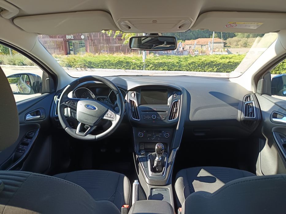 Ford Focus SW Titanium — photo 5