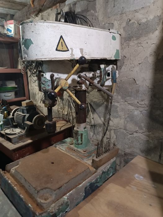 Сверлильный станок.