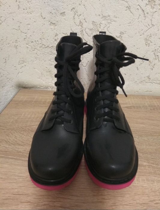 Резиновые ботиночки 40 р