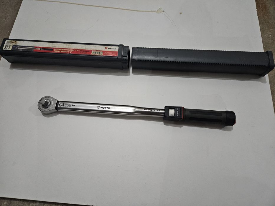 Chave Dinamométrica Würth 1/2" (40-200 N·m) – Profissional com Estojo