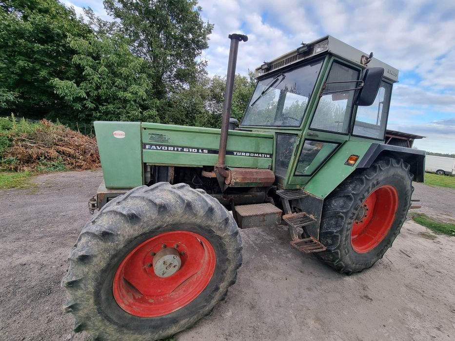 Ciągnik Fendt 610LS