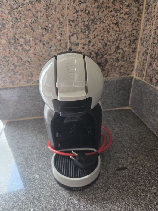 Máquina de café Dolce Gusto KRUPS