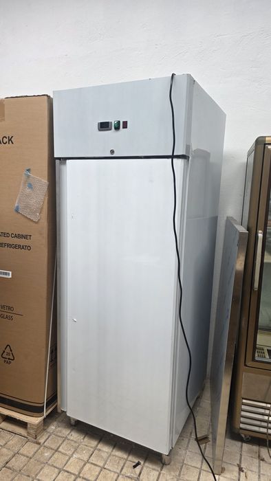 Congelador novo GN 650