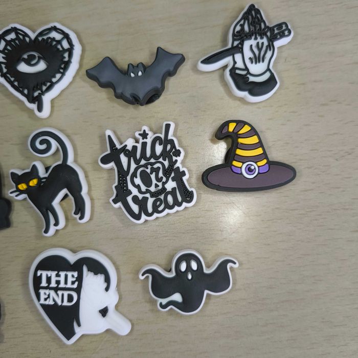 22 Adereços Sapatilhas e outros