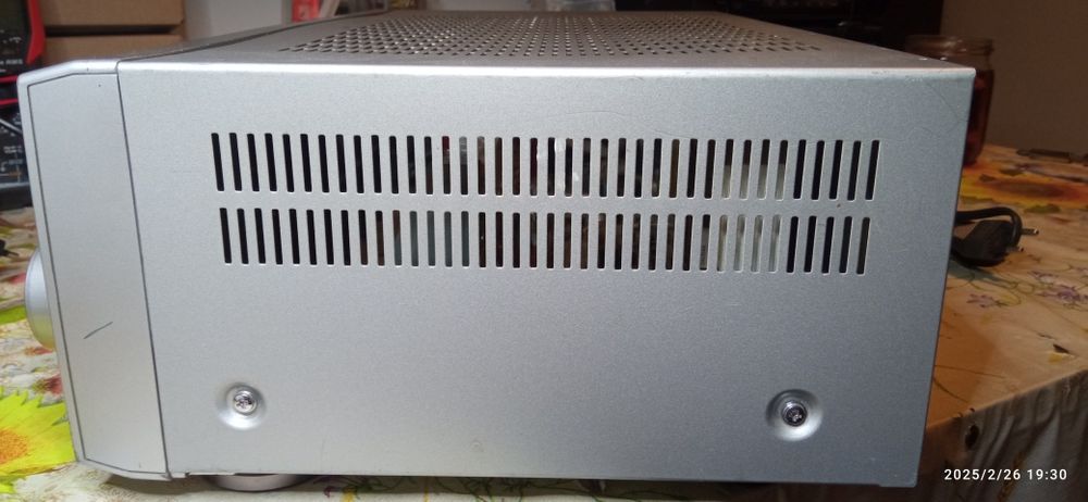 Amplituner kina domowego Sony STR-DE375.