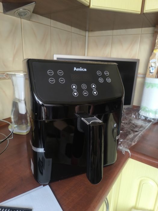 Nowy  air fryer Amica  beztłuszczowa