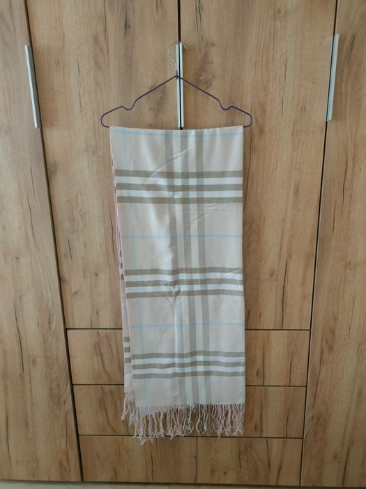 Шарф в клітинку довгий