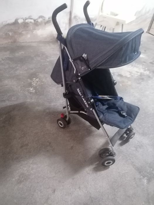 Vendo carrinho bebé de passeio