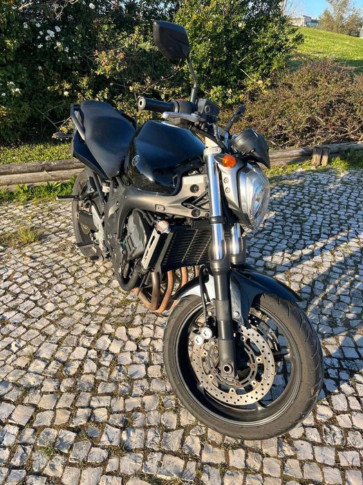 Yamaha FZ6 S2 - Fazer 600