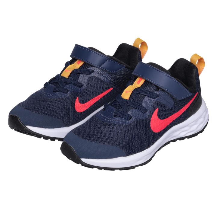 Кросівки Nike Revolution 6 NN