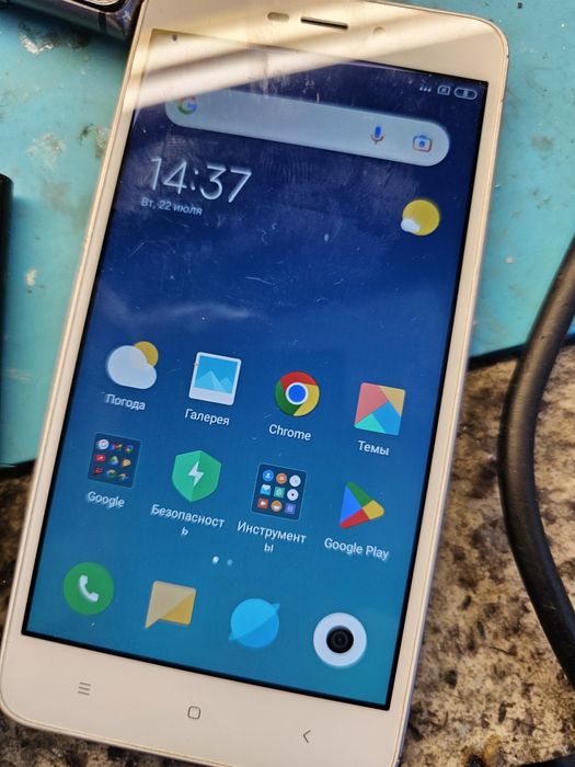 старые мобильные телефоны