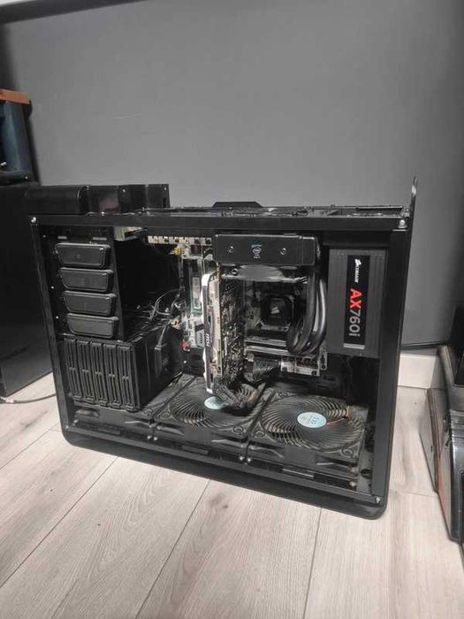 Sprzedam mocny komputer gamingowy CS2 200FPS
