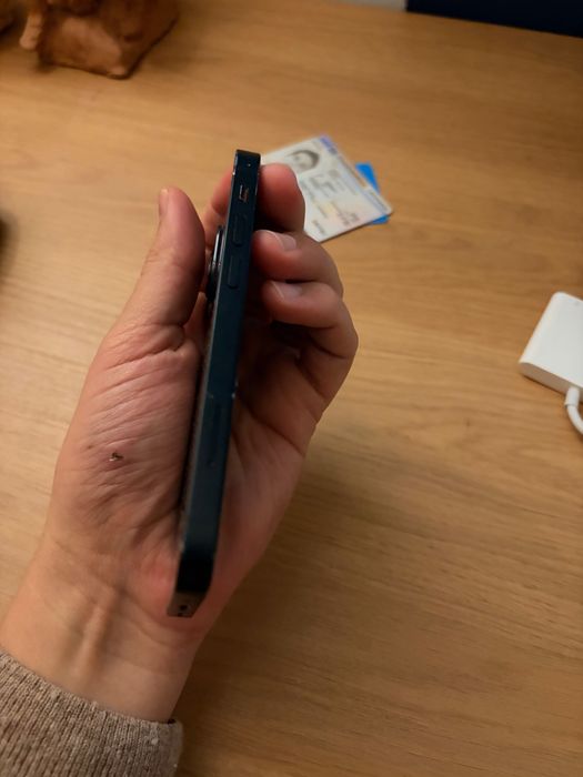 iPhone 13 mini preto