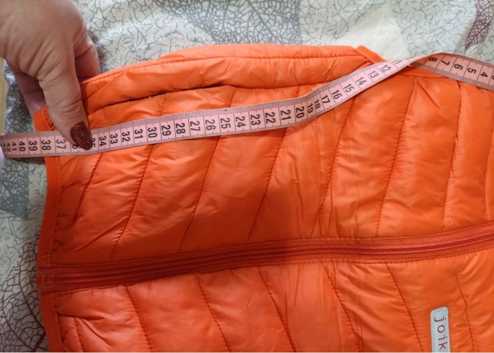 Жилетка с капюшоном, безрукавка 104 110