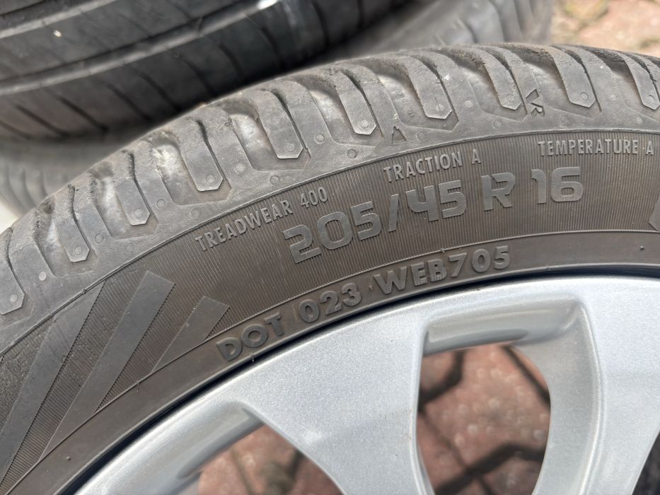 Felga aluminiowa 16” 5x100 205/45/16 Vredestein