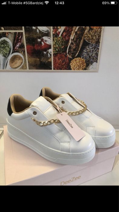 Buty sneakersy wsuwane biale 39 damskie sportowe lancuszek