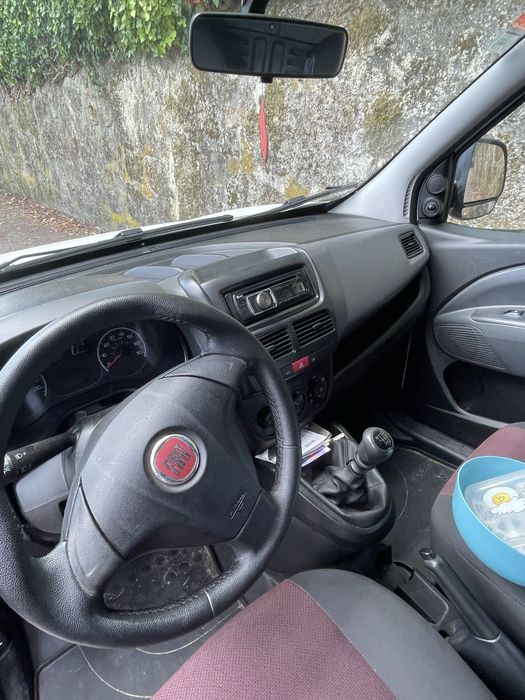 Fiat doblo 1.6 muito estimada