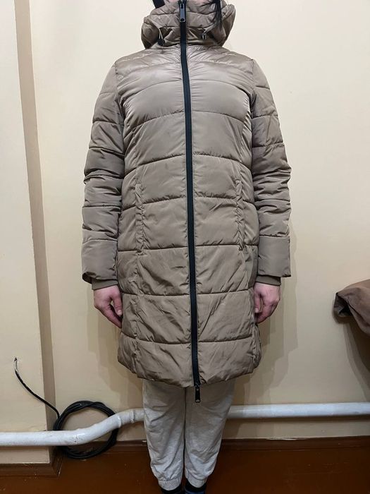 Куртка жіноча подовжена, пальто