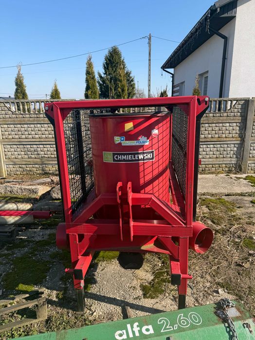 Ścielarka Słomy do Truskawek