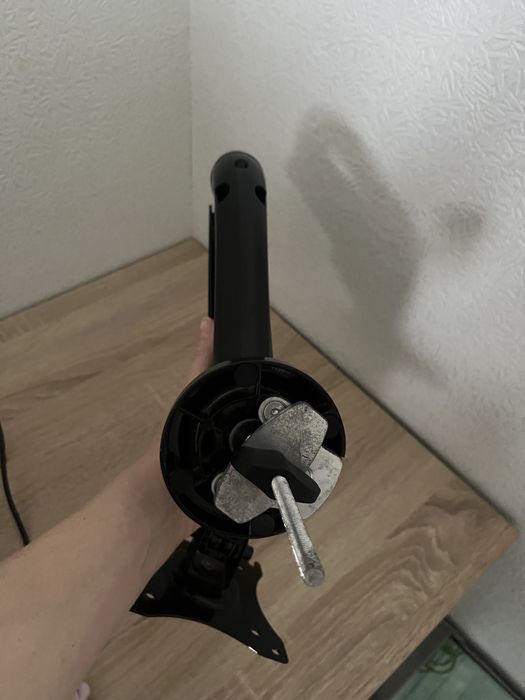 Кронштейн Officepro настільне кріплення для монітора /теоевізора