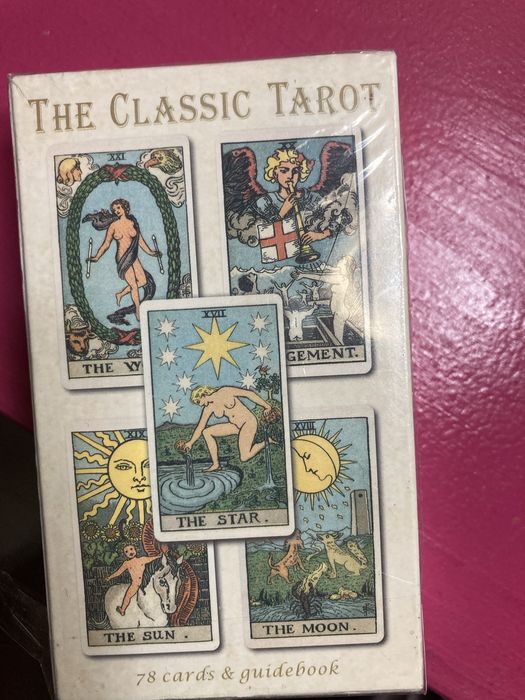 Vendo Baralho de Tarot Classico