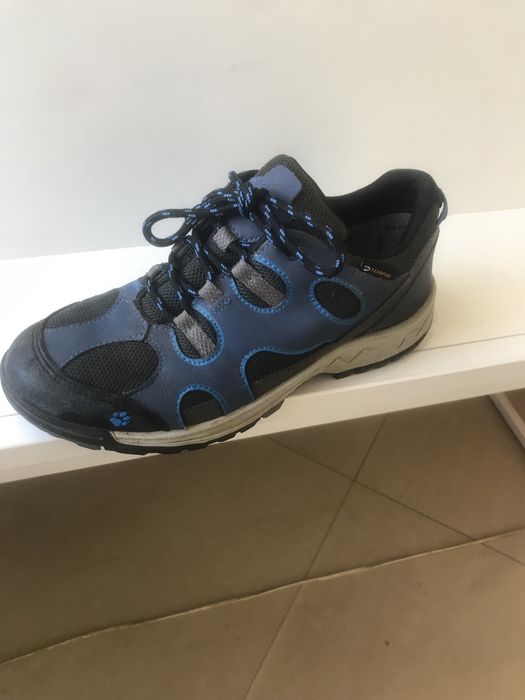 Jack Wolfskin ………….