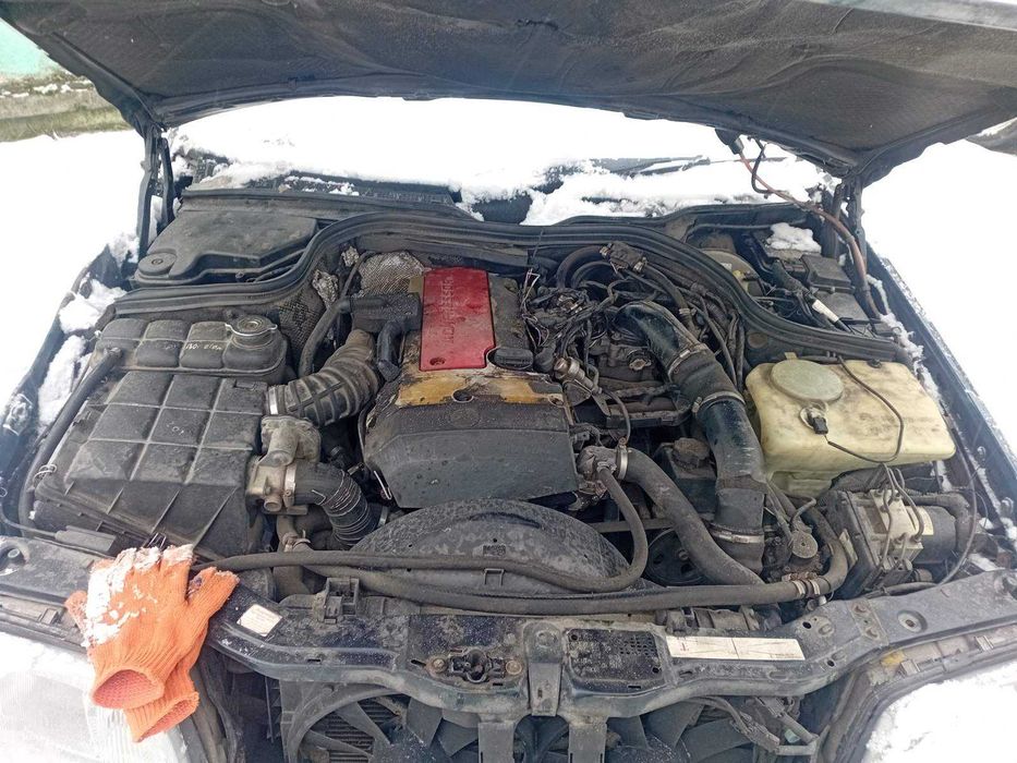 Mercedes C 230 2,3 компрессор газ/бензин Мерседес Бенц 1997г.