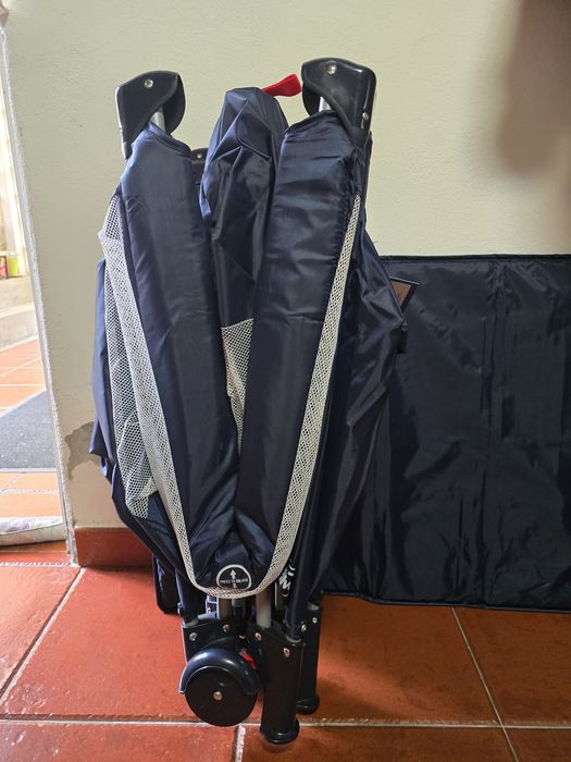 Cama de viagem, marca a salvo